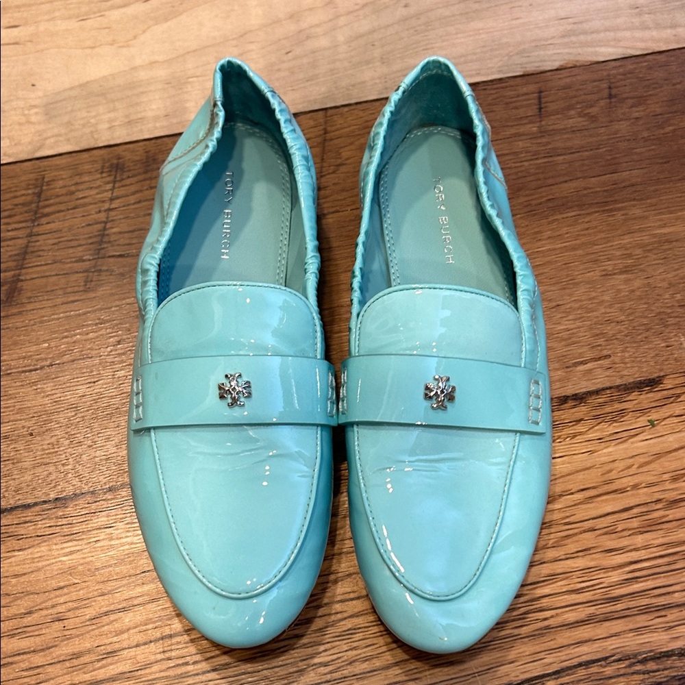Tory Burch Women's Turquoise Patent Leather Drivers Loafers 6.5